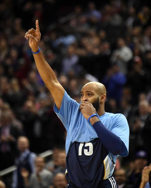 Toronto vincer la sfida contro Memphis. Carter chiude con 7 punti in 29&#39;. Reuters